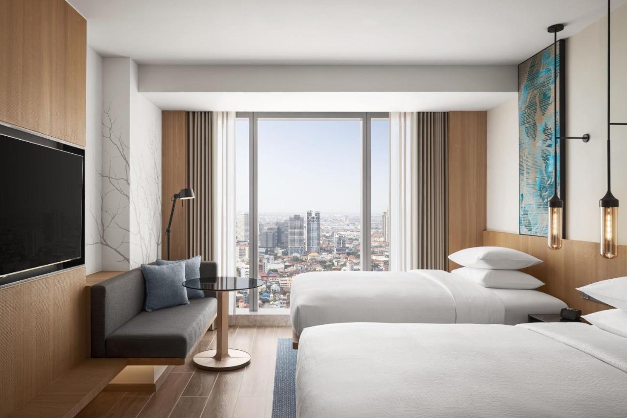 Fairfield By Marriott Phnom Penh Hotel Екстериор снимка