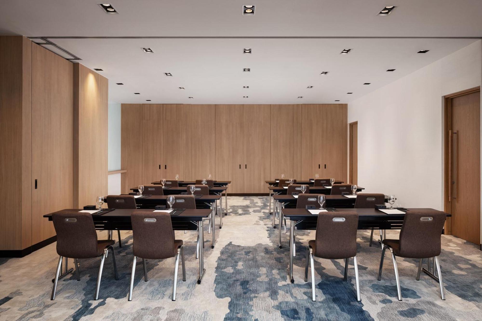 Fairfield By Marriott Phnom Penh Hotel Екстериор снимка