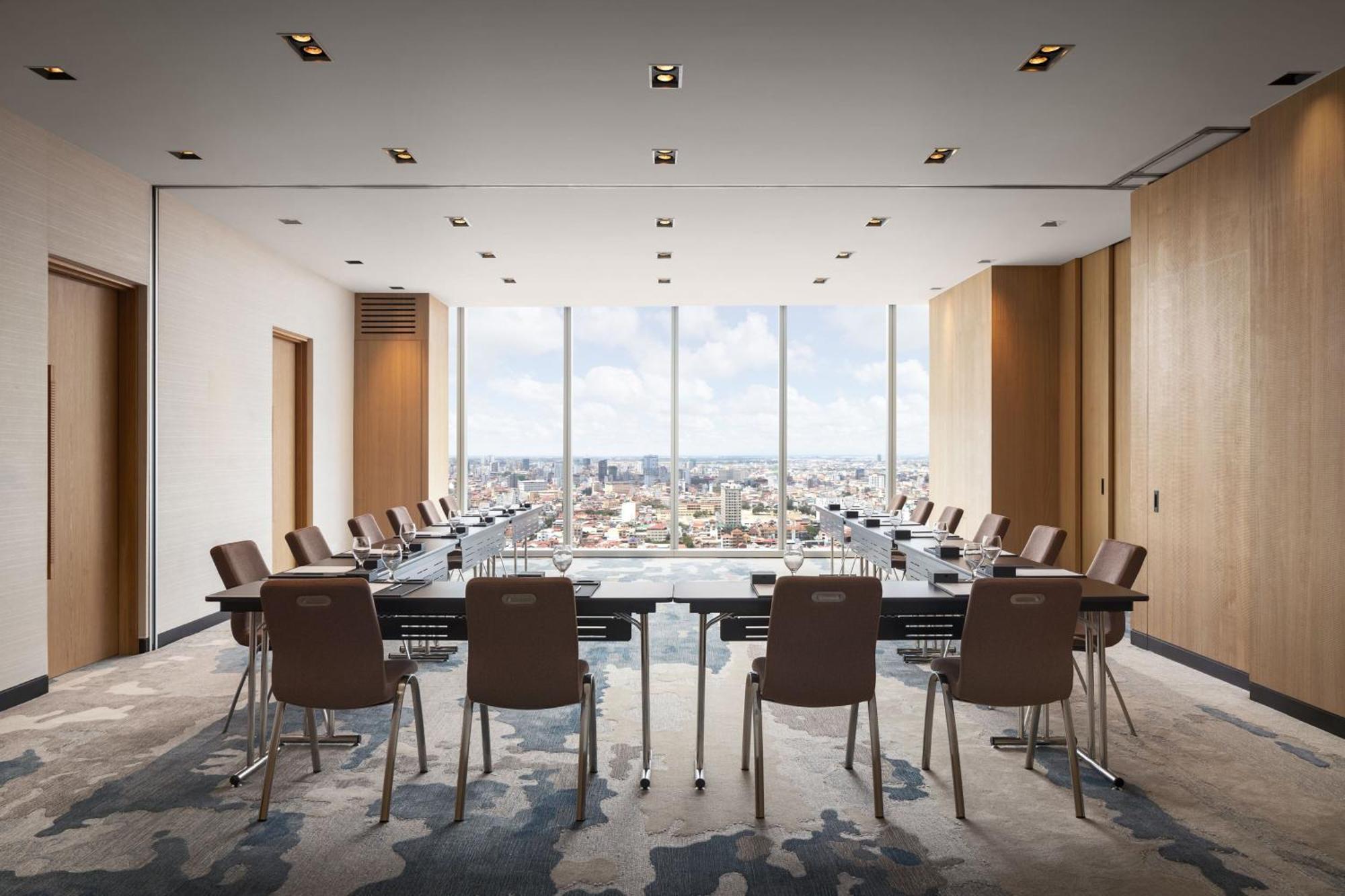 Fairfield By Marriott Phnom Penh Hotel Екстериор снимка